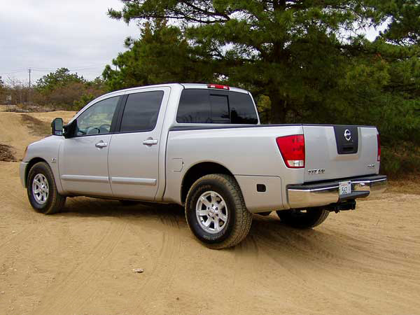 , 2004 Nissan Titan Road Test