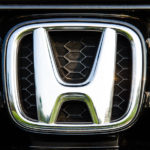 honda logo on car grille