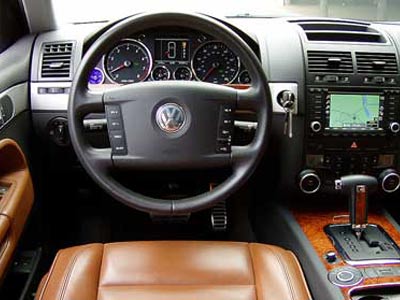 , 2004 Volkswagen Touareg Road Test