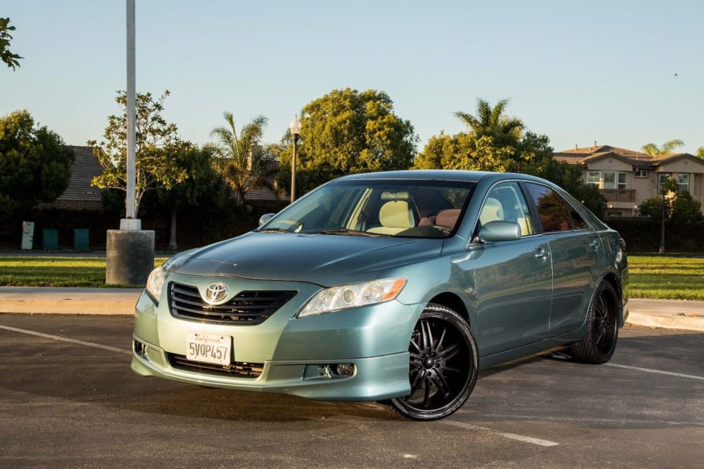 2007 Toyota Camry Road Test