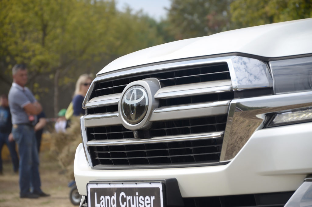 , Toyota Land Cruiser Thrives Amid Growing Demand for Hybrid Cars