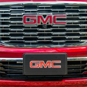 gmc logo on truck grille