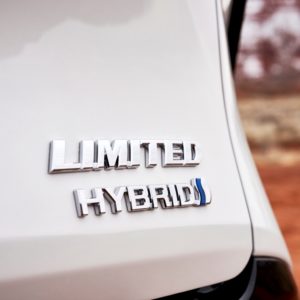 2021 toyota sienna hybrid emblem