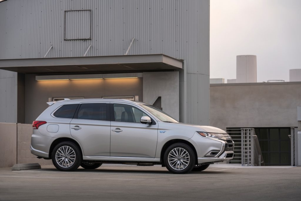 , Next-Gen Mitsubishi Outlander Is Coming to the U.S.