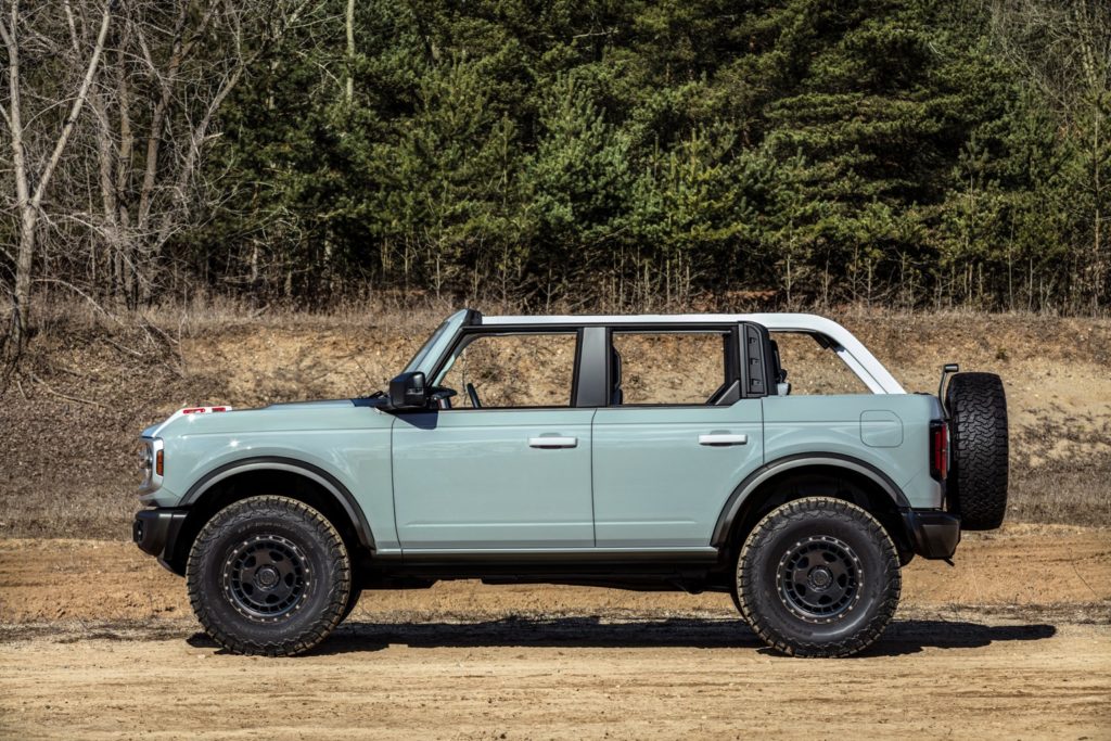 side shot of 2021 ford bronco