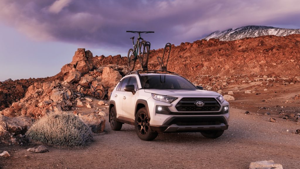 2021 toyota rav4 with bicycle on roof