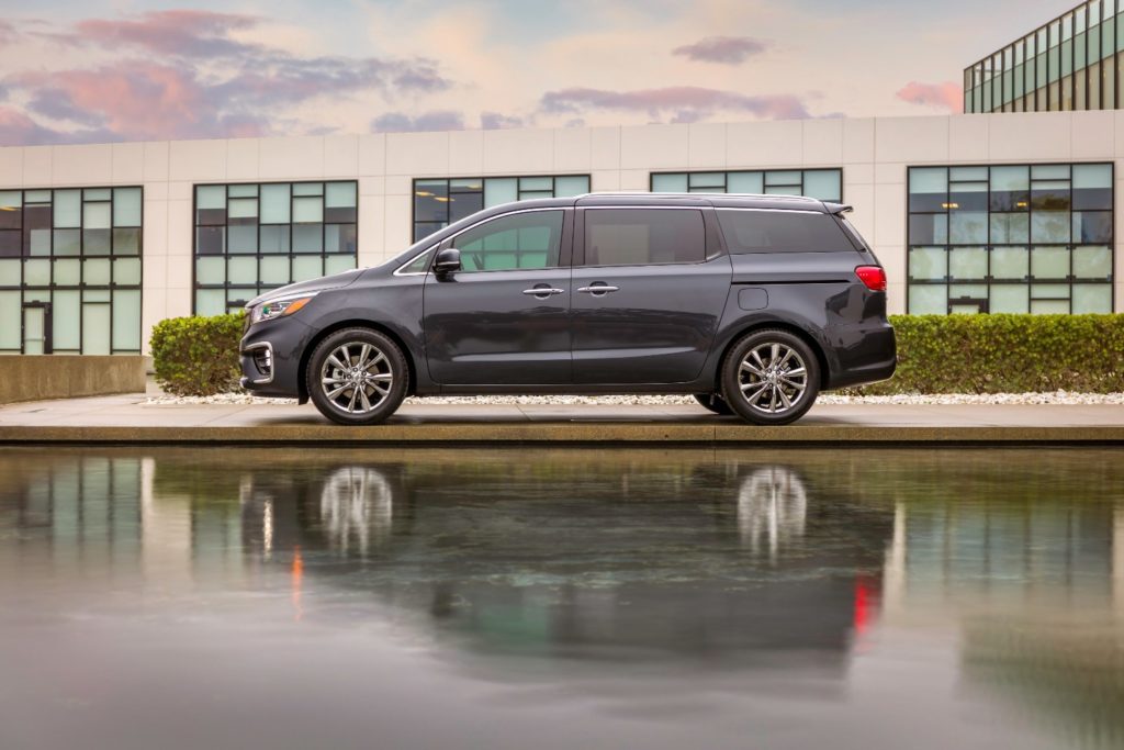 side shot of 2021 kia sedona