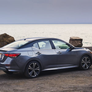 side shot of 2021 nissan sentra