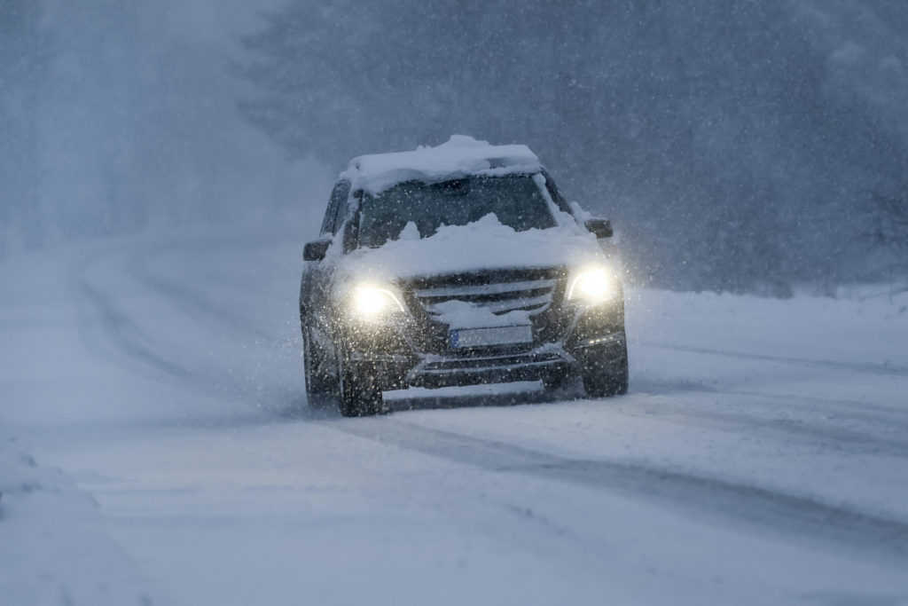 driving fast during winter