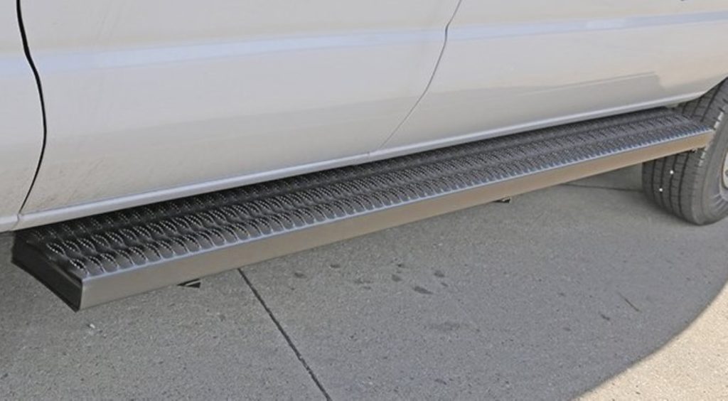 basic dee zee running board