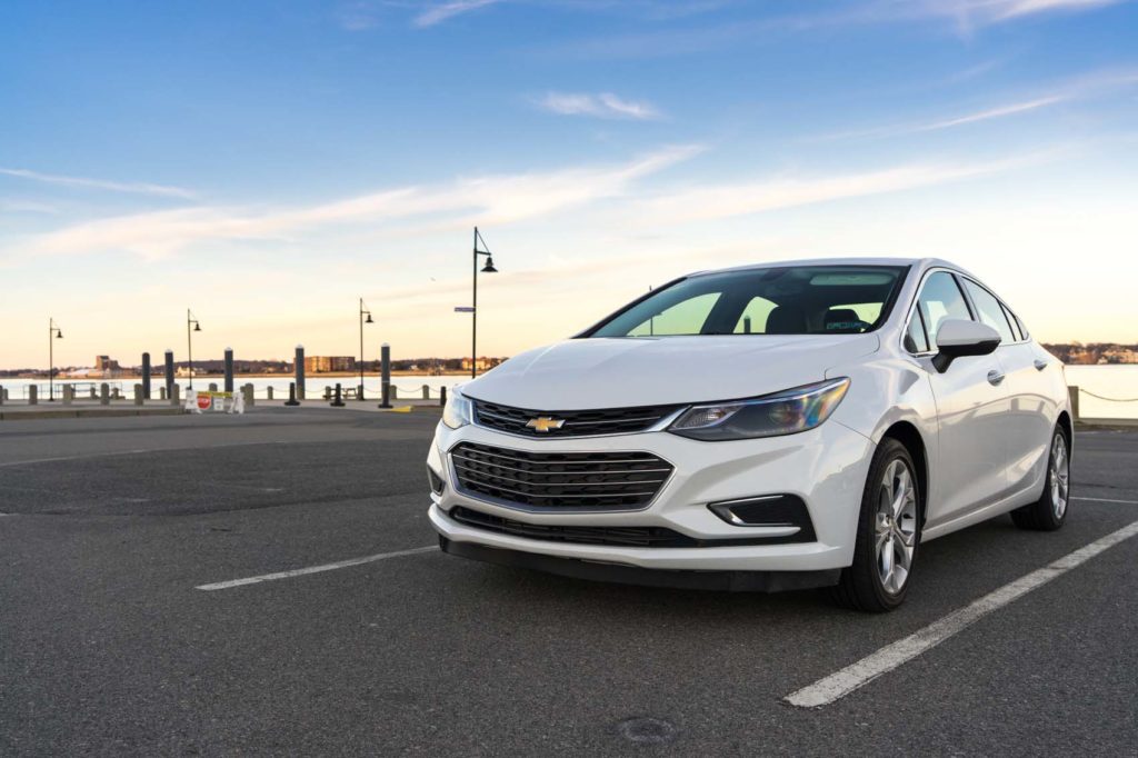 2017 Chevrolet Cruz White