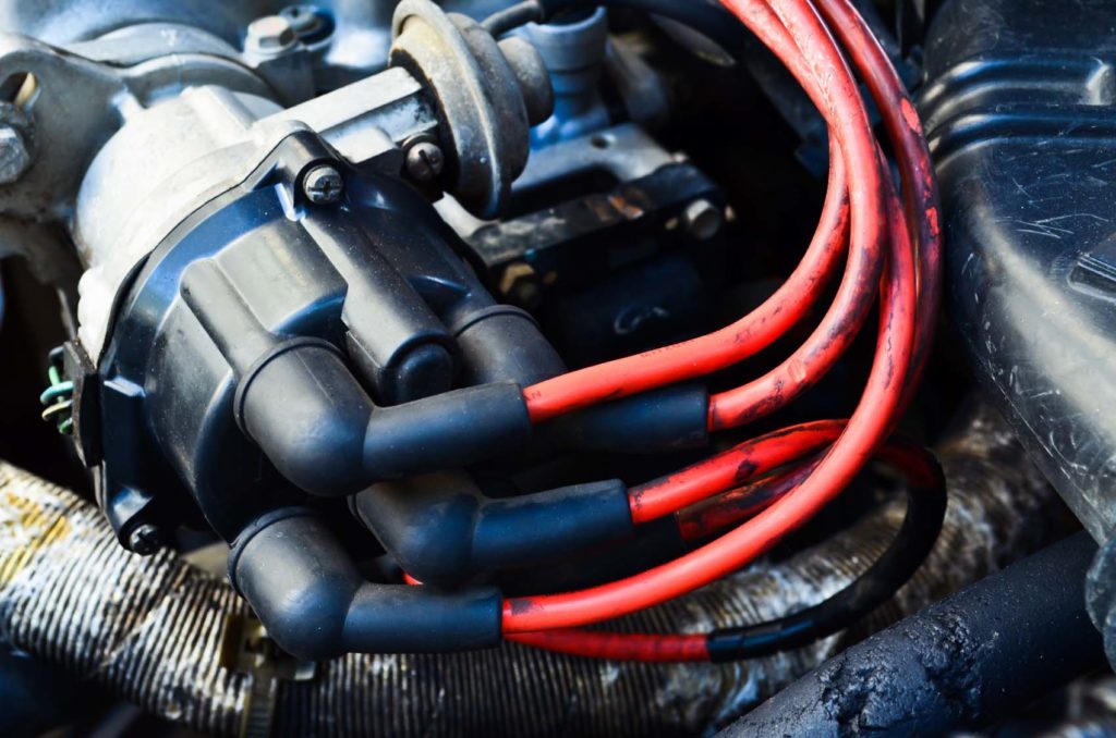 distributor cap with silicone wires close up