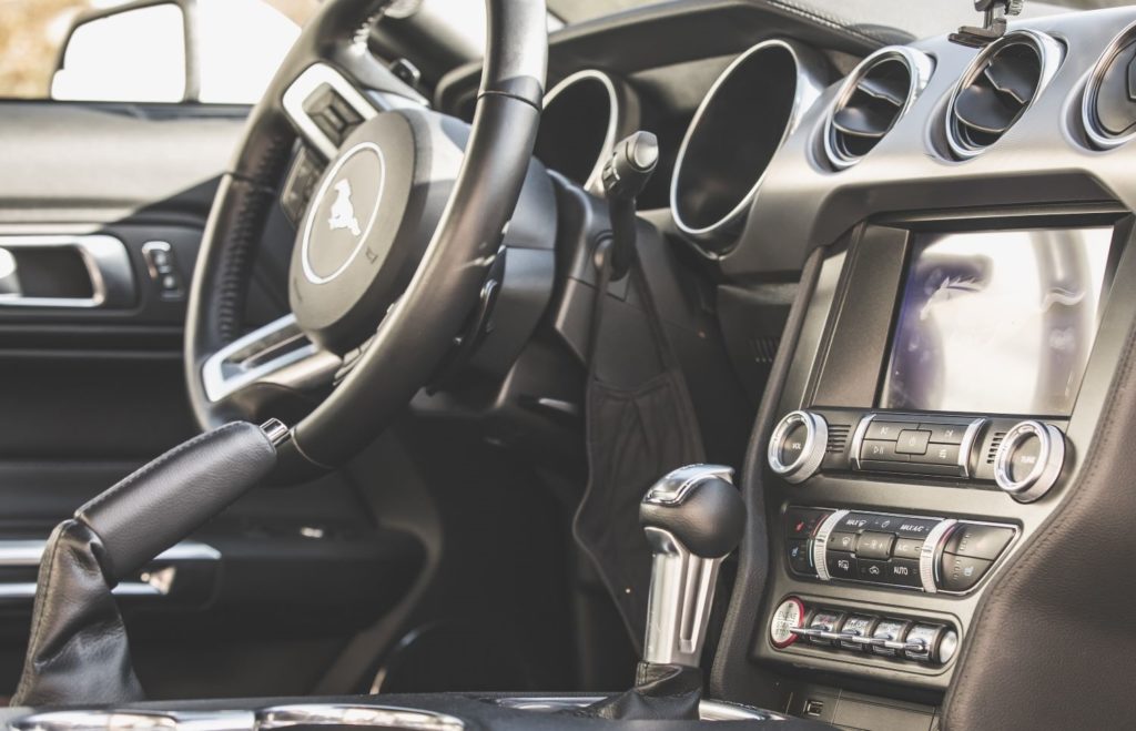 2021 ford mustang interior