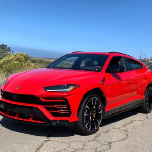 red lamborghini urus