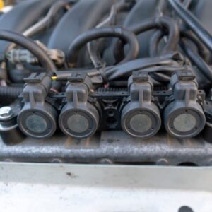 fuel injectors and fuel injection lines