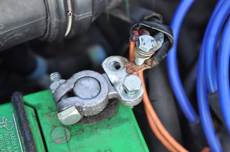 Your Car Won't Start? A Loose Battery Connection Could be the Cause ...