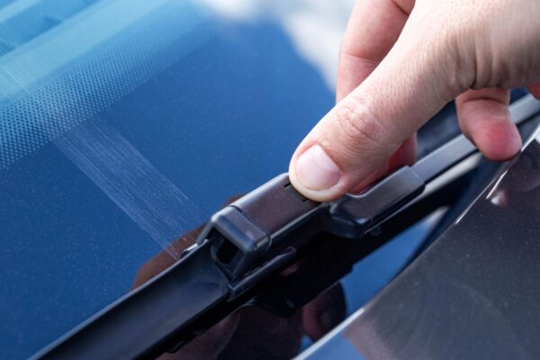 How To Get Rid of Windshield Wiper Streaks - In The Garage with ...