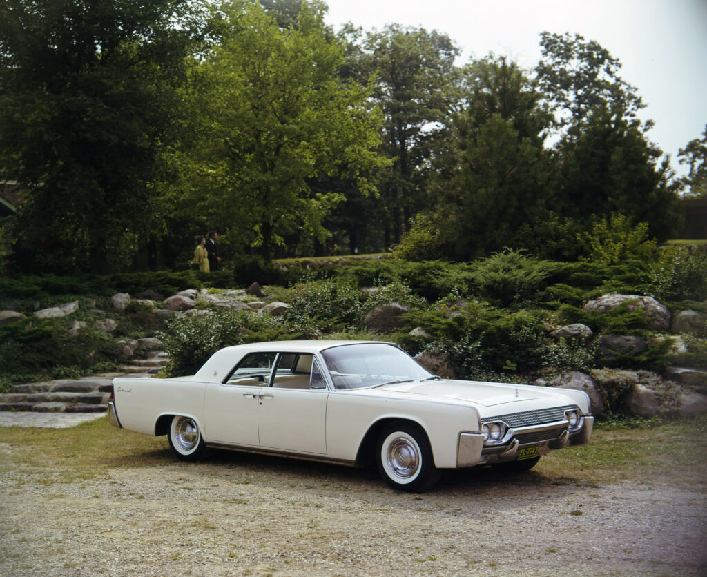 1961 lincoln continental lincoln media center