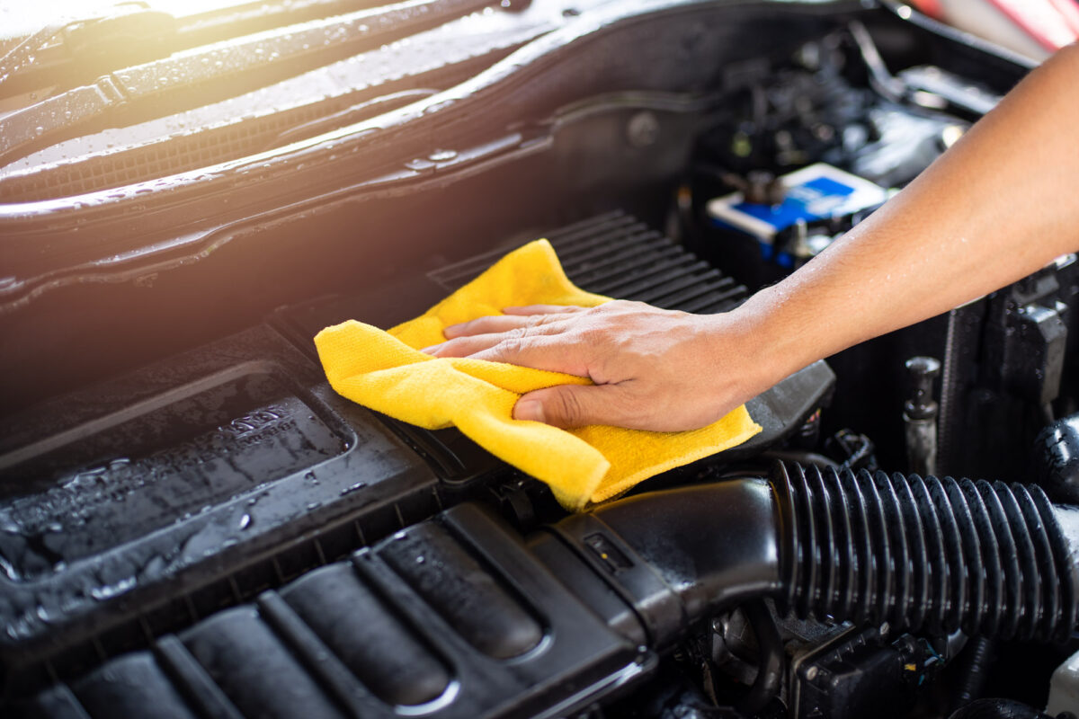 How To Clean The Engine Bay: Dos, Don'ts, And FAQs - In The Garage With ...