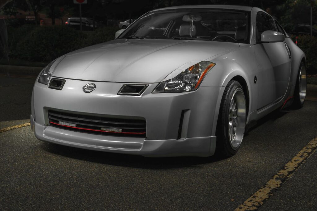 image of a 2002 nissan 350z