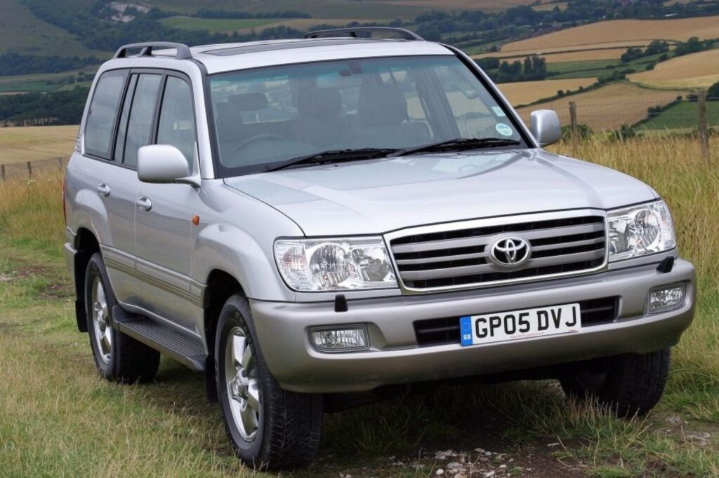 image of a 2006 uzj100 land cruiser