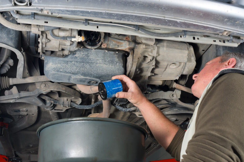 car oil filter and engine oil replacement