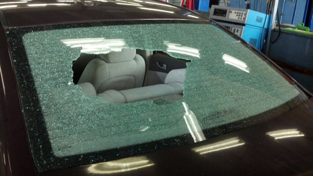 shattered rear window on a 2006 sonata because of extreme heat