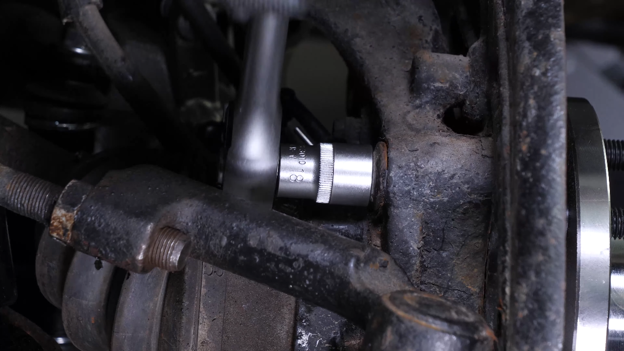 Install the wheel hub bearing